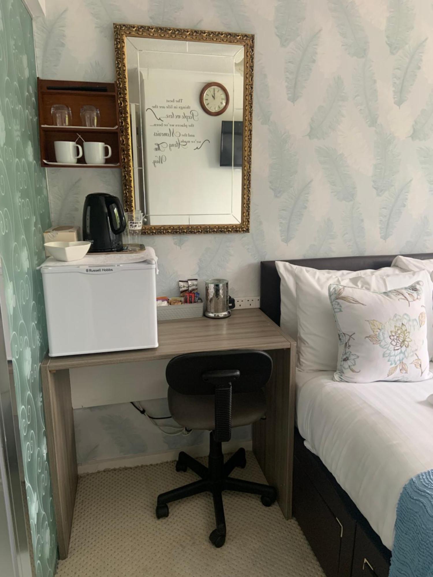 Enjoy Your Stay At Chorley Road Droitwich Oda fotoğraf